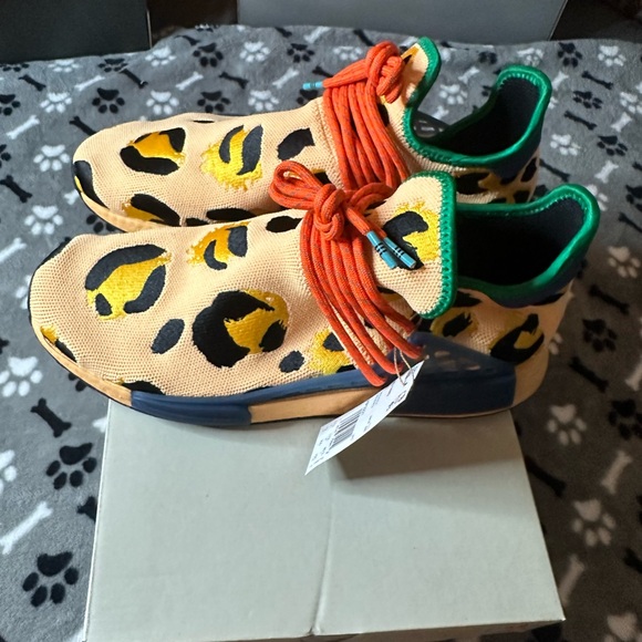 Human Race Addidas - Picture 6 of 9